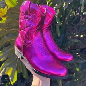 Steve Madden Girls Metallic Pink Western Boots Size 4 Y2K Valentine’s Block Heel